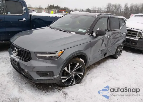 2019 Volvo Xc40 T5 Momentum/T5 R-Design from USA, damaged, VIN YV4162XZ9K2003874